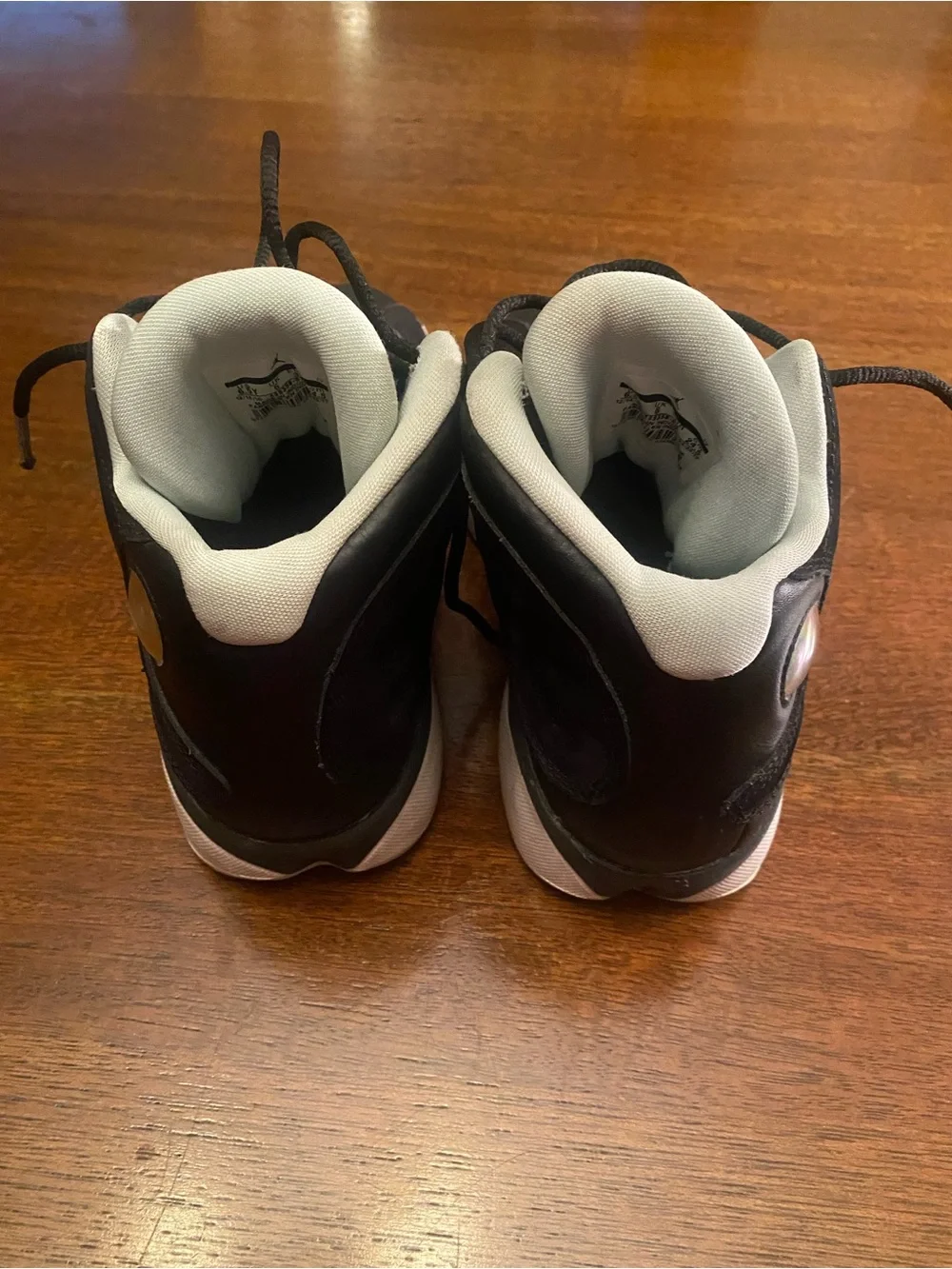 Air Jordan 13 retro black Black and White Retro Basketball Sneakers youth 6.5